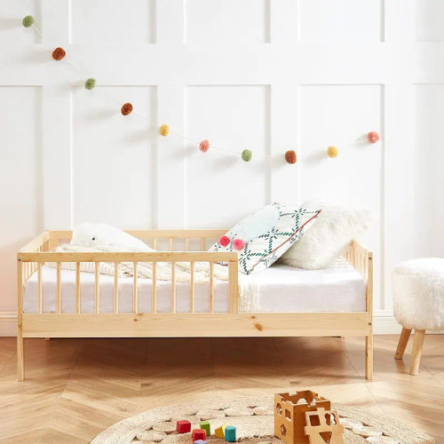 تخت خواب چوبی کودک نرده دار و ایمن
